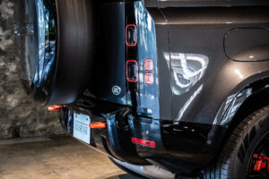 ディフェンダー 110 X 3.0L D300 4WD