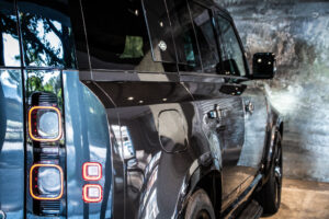 ディフェンダー 110 X 3.0L D300 4WD