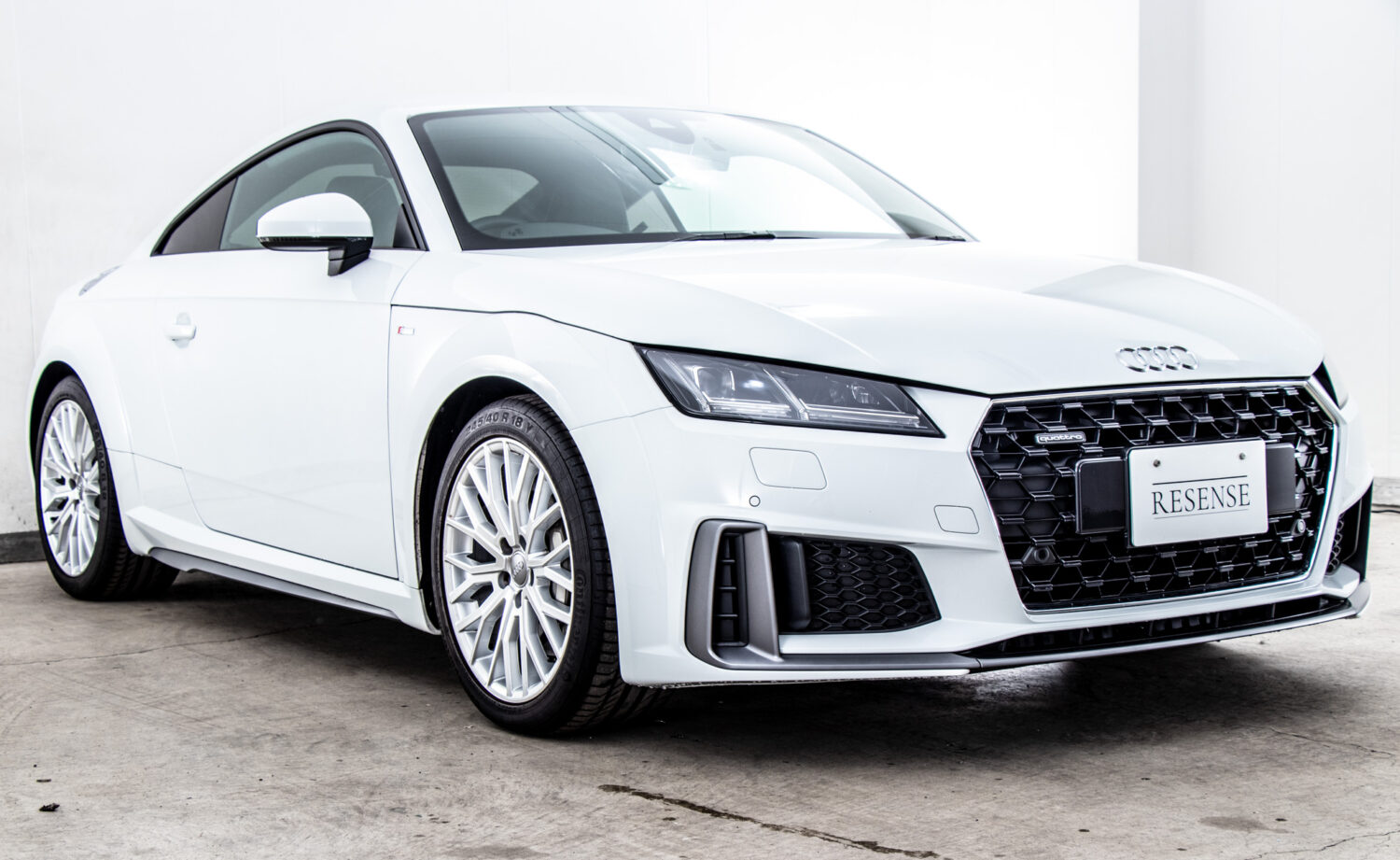 TT クーペ 45 TFSI クワトロ Sライン 4WD