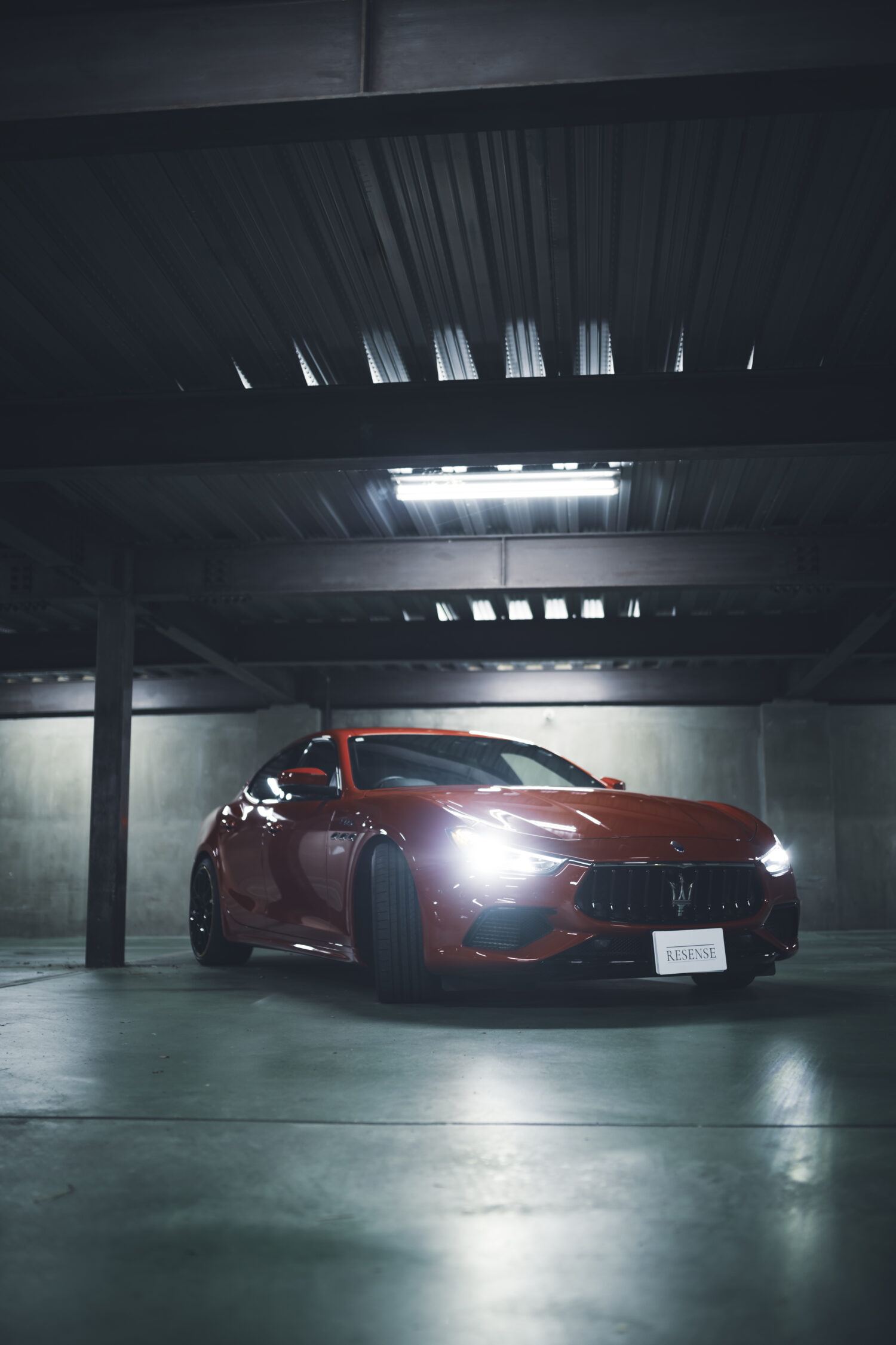 マセラティ・ギブリFトリブート（FR/8AT）「F」を身にまとう歓び