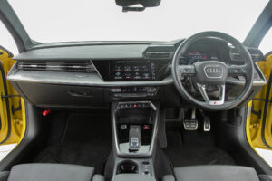 S3 スポーツバック 2.0 4WD