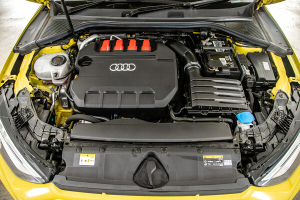 S3 スポーツバック 2.0 4WD