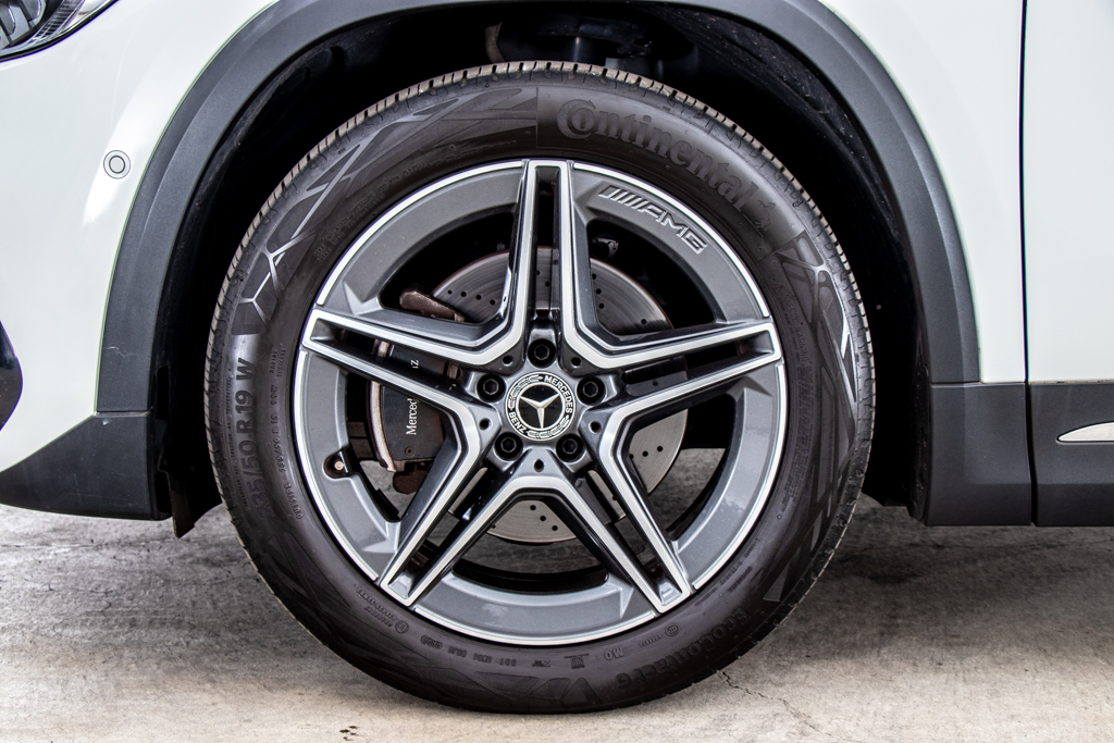 GLA200d 4MATIC
