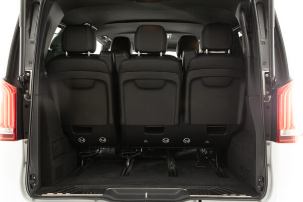 V220d アバンギャルド EXロング AMGline