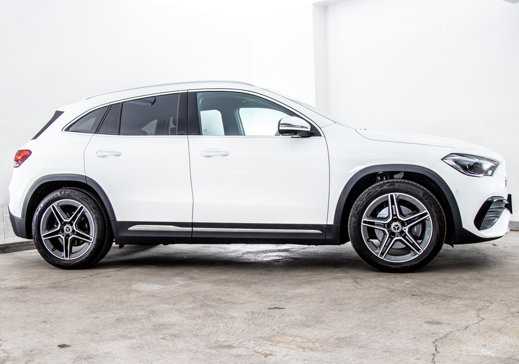 GLA200d 4MATIC