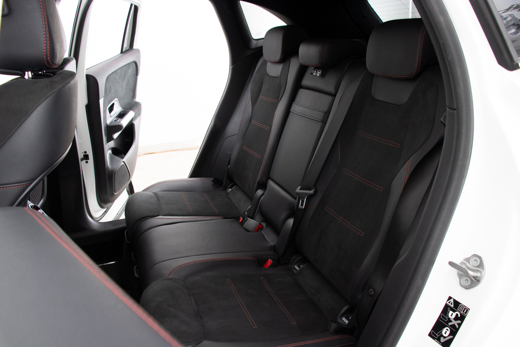 GLA200d 4MATIC