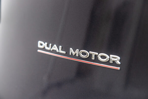 モデルY パフォーマンス