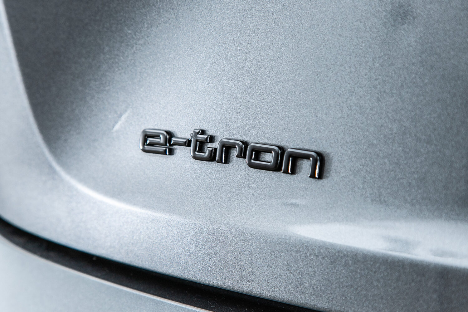 e-tron スポーツバック 50クワトロ Sライン 4WD