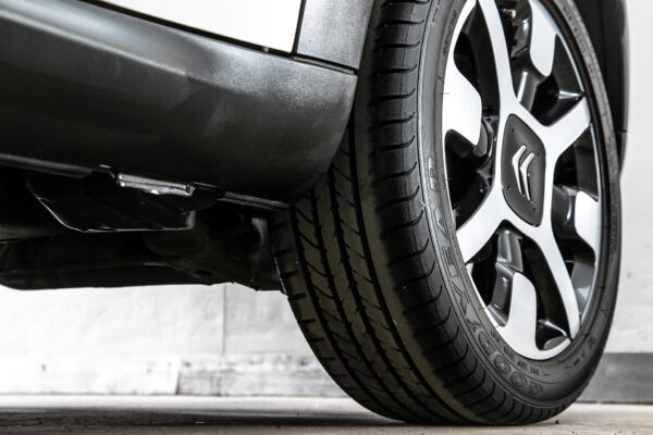 C4 カクタス 1.2 200台限定車