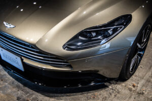 DB11 ヴォランテ V8