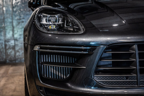 マカン ターボ PDK 4WD