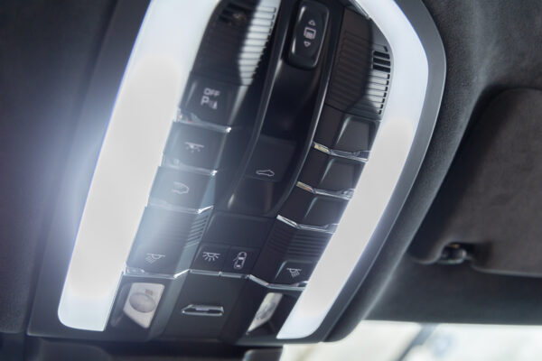 マカン ターボ PDK 4WD