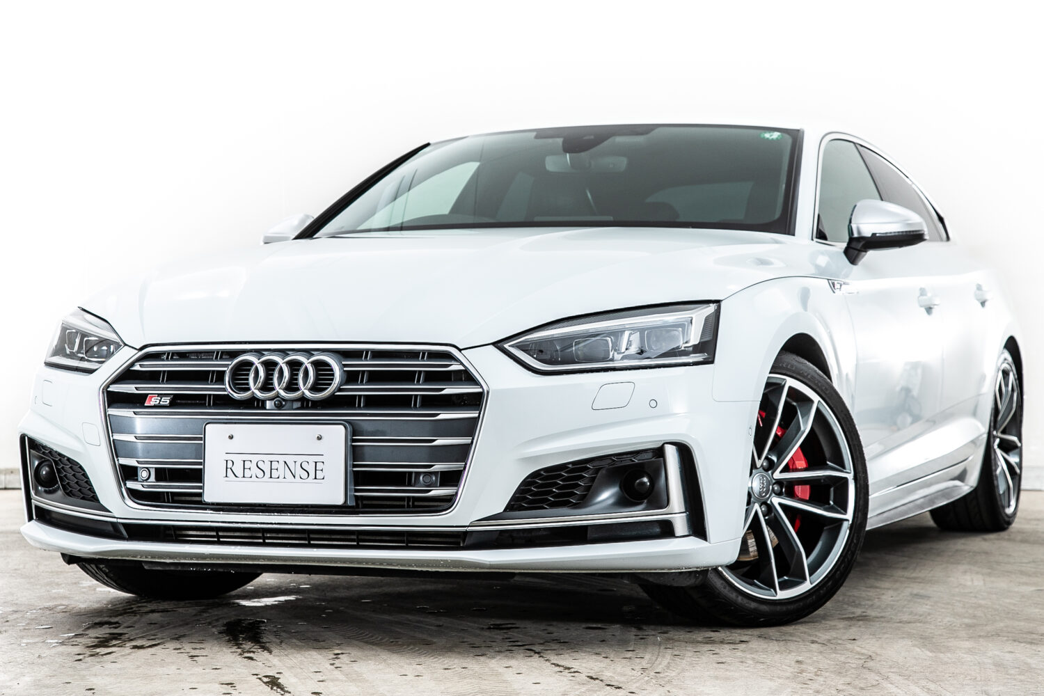 S5スポーツバック3.0 4WD