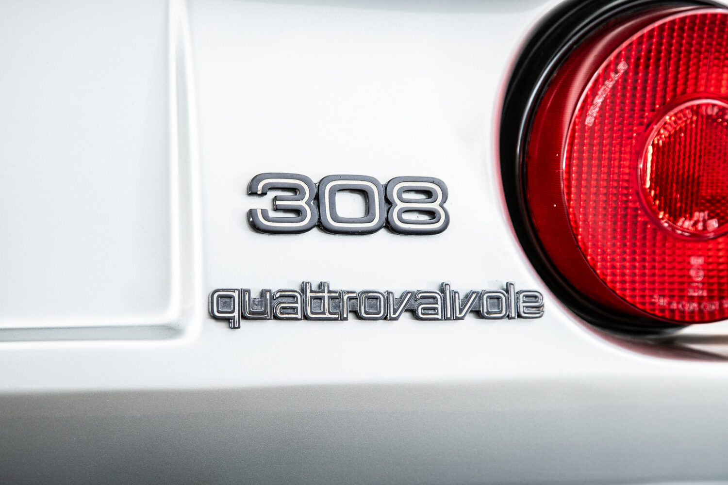 308 GTB クワトロバルボーレ