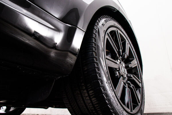 レンジローバー スポーツ HSE Dynamic ディーゼル 258PS 4WD