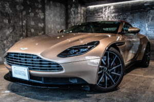 DB11 ヴォランテ V8