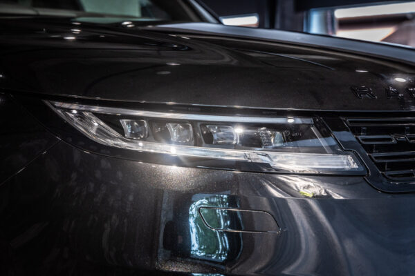 レンジローバー スポーツ ローンチエディション 4WD