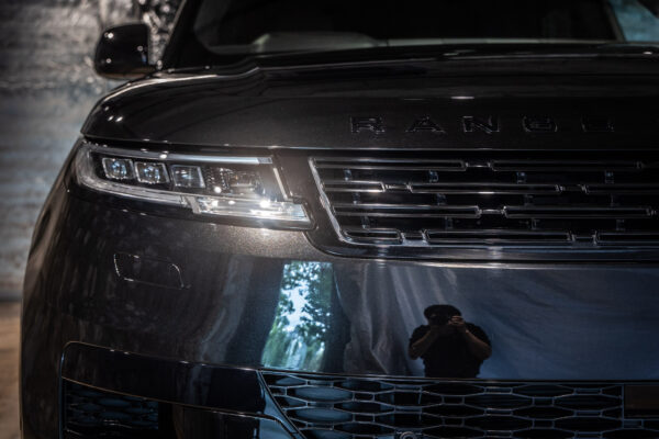 レンジローバー スポーツ ローンチエディション 4WD