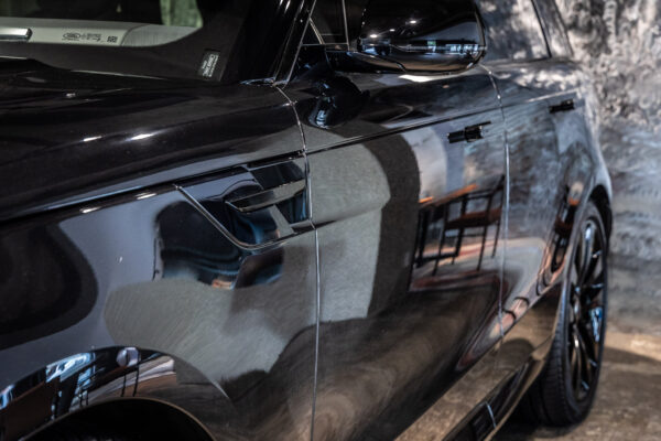 レンジローバー スポーツ ローンチエディション 4WD