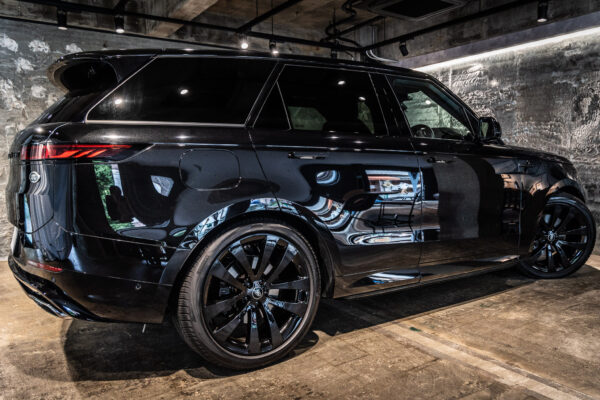 レンジローバー スポーツ ローンチエディション 4WD