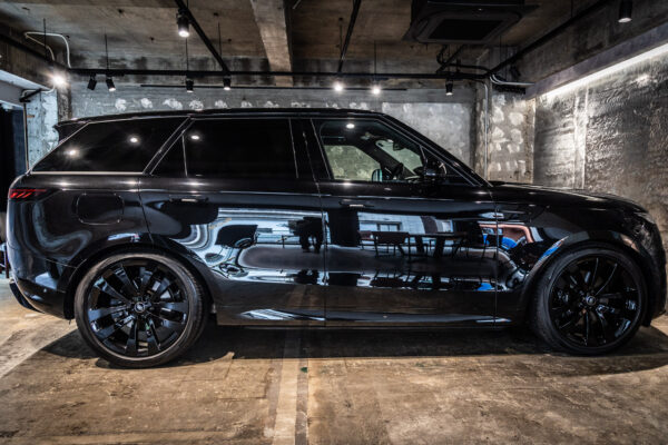 レンジローバー スポーツ ローンチエディション 4WD