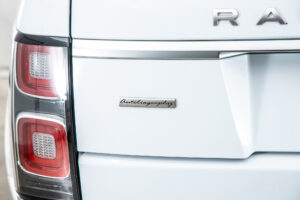 レンジローバー AUTOBIOGRAPHY (ディーゼル258PS) 4WD