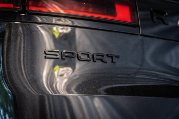 レンジローバー スポーツ ローンチエディション 4WD