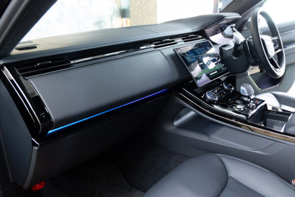 レンジローバー スポーツ ローンチエディション 4WD