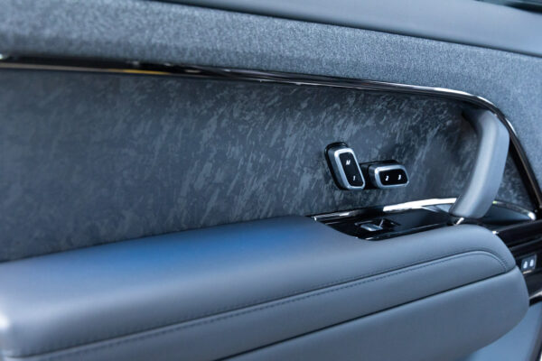 レンジローバー スポーツ ローンチエディション 4WD