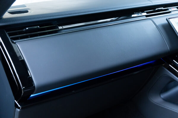 レンジローバー スポーツ ローンチエディション 4WD