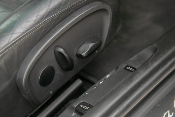 911カレラ4S ティプトロニックS 4WD