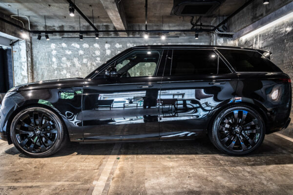 レンジローバー スポーツ ローンチエディション 4WD