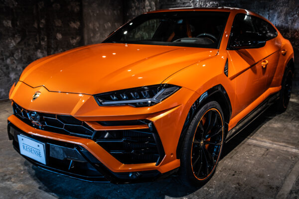 ウルス 4WD 左H