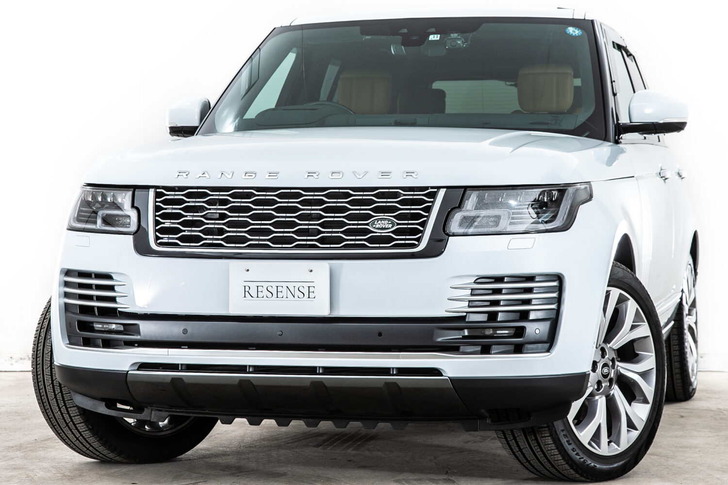 レンジローバー AUTOBIOGRAPHY (ディーゼル258PS) 4WD