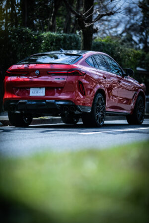 BMW X6Mコンペティション（4WD/8AT）ファイト一発