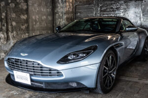 DB11 ヴォランテ V8