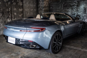 DB11 ヴォランテ V8