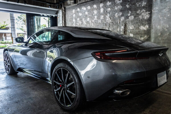 DB11 ローンチエディション
