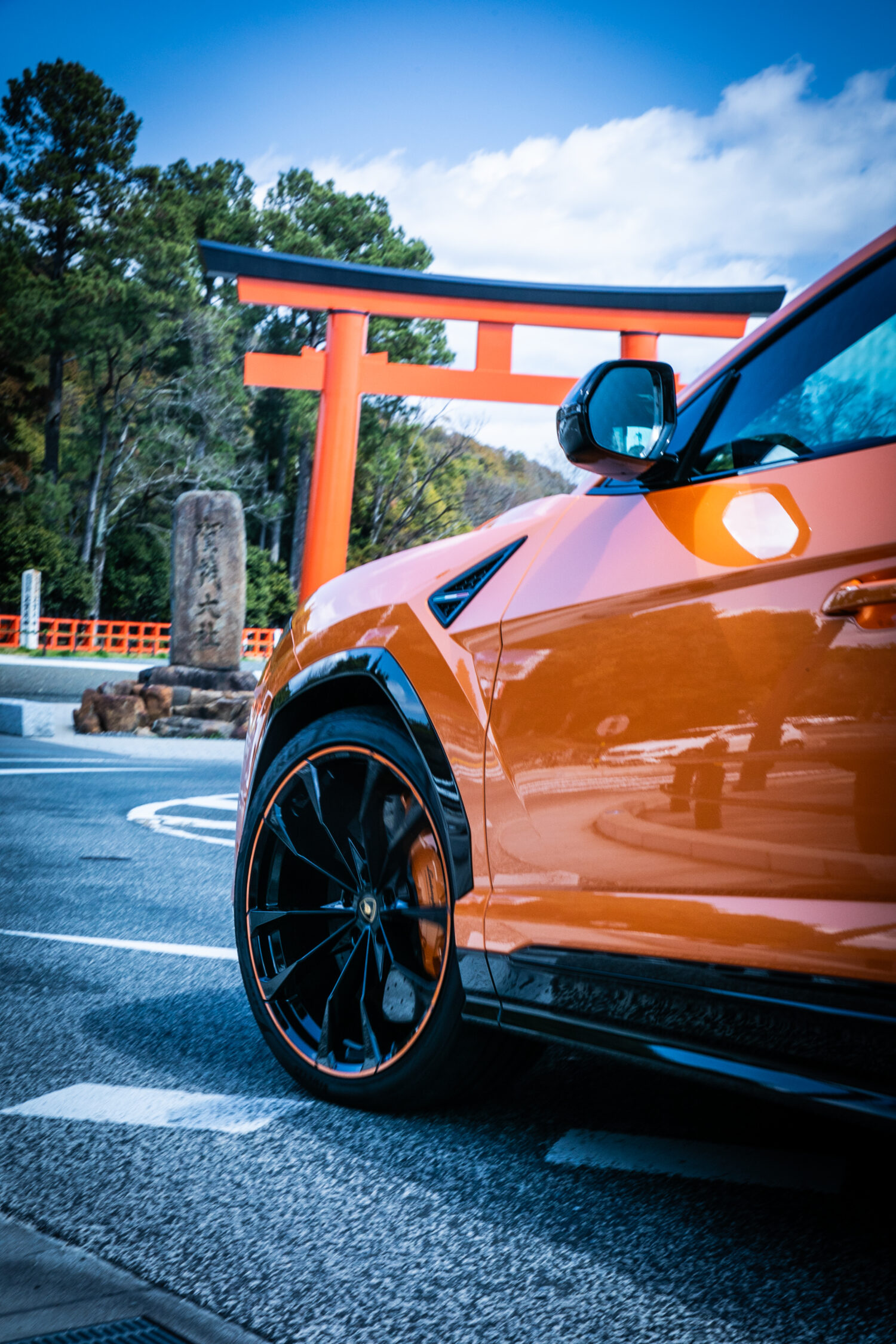 ランボルギーニ・ウルス（4WD/8AT）みんなのランボルギーニ
