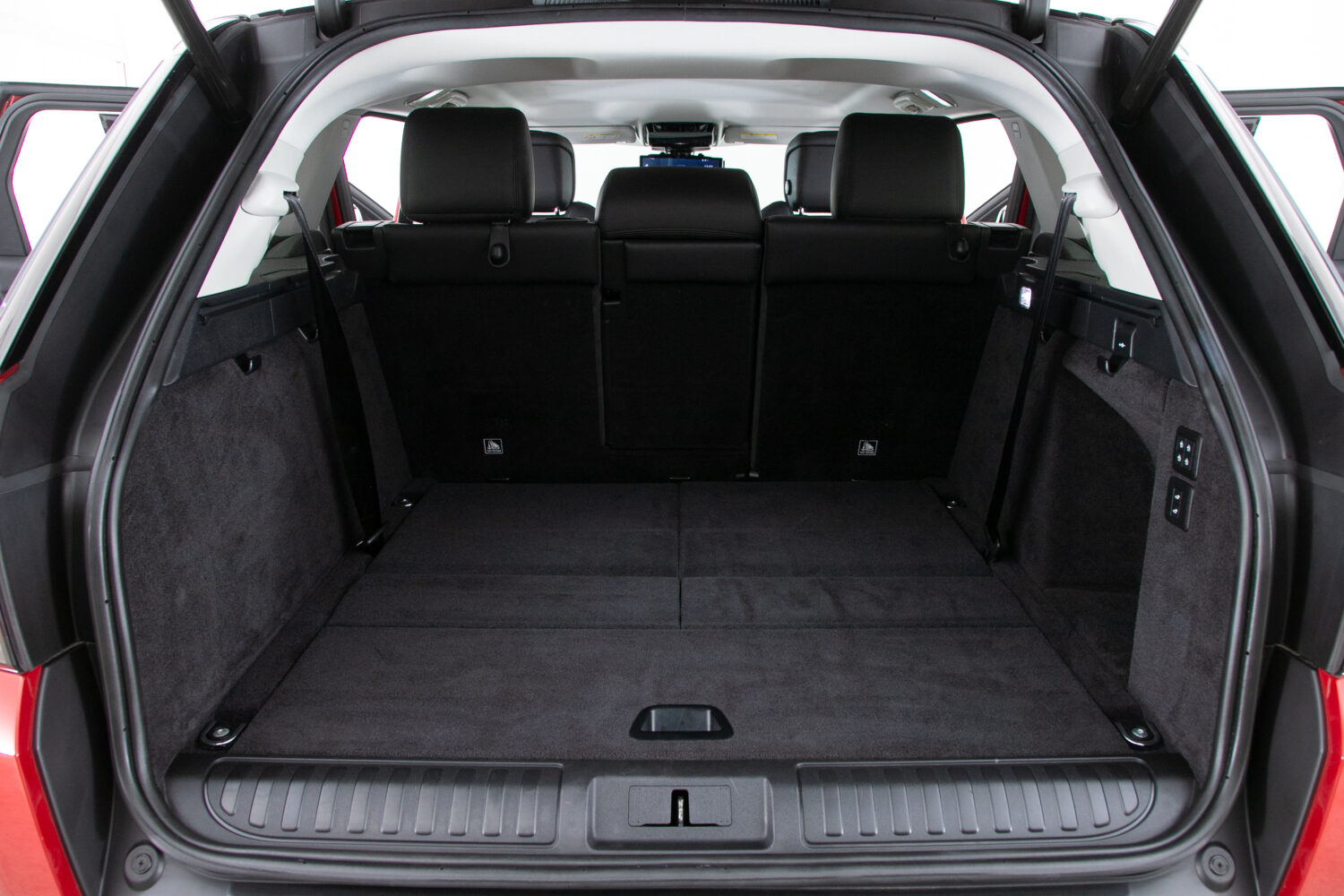 レンジローバースポーツ HSE (ディーゼル 300PS) 4WD