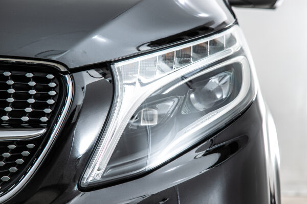 V220d アバンギャルド EXロング ブラックスイート ディーゼル ターボ