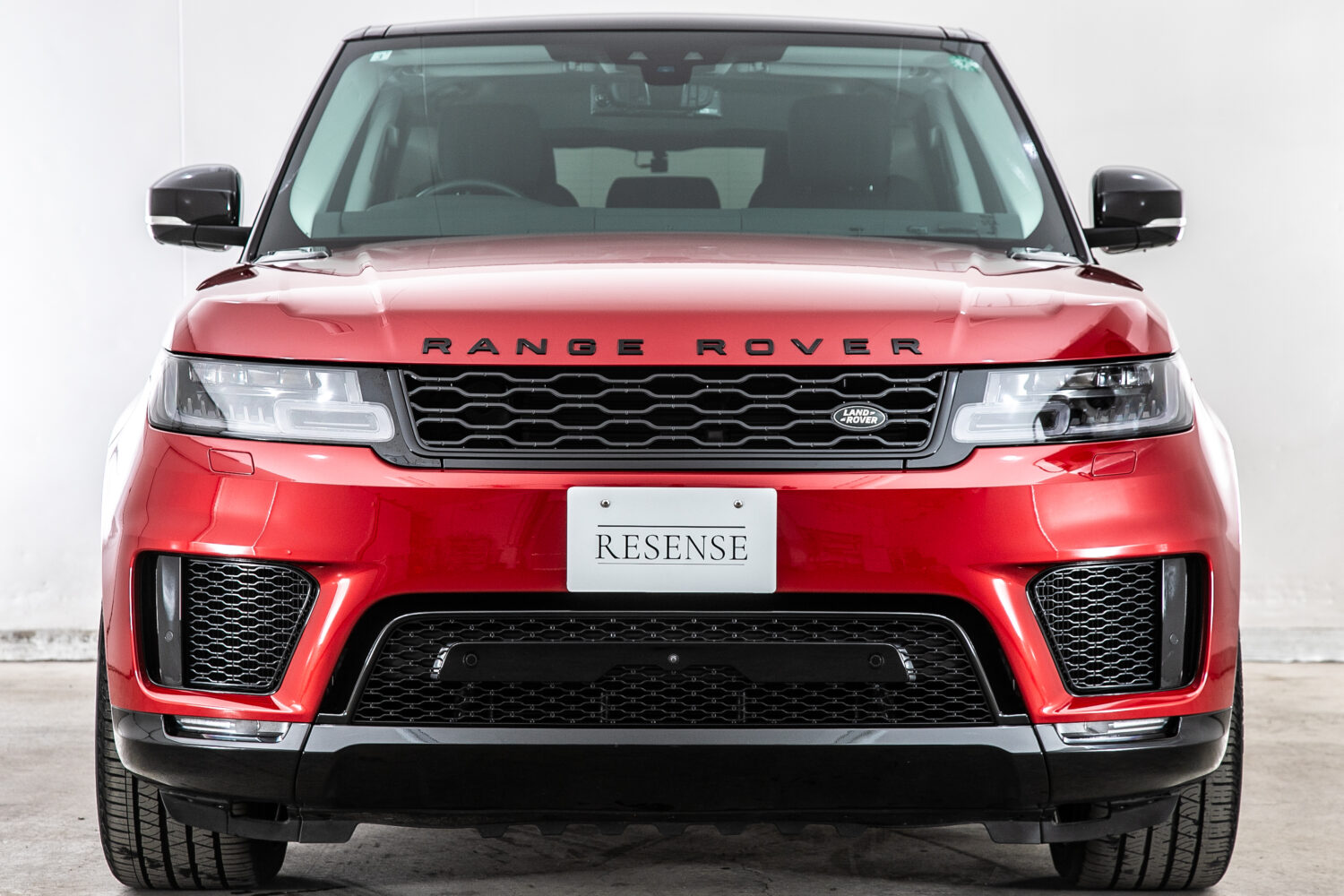 レンジローバースポーツ HSE (ディーゼル 300PS) 4WD