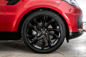 レンジローバースポーツ HSE (ディーゼル 300PS) 4WD