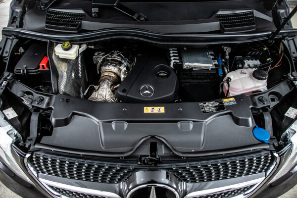 V220d アバンギャルド EXロング ブラックスイート ディーゼル ターボ