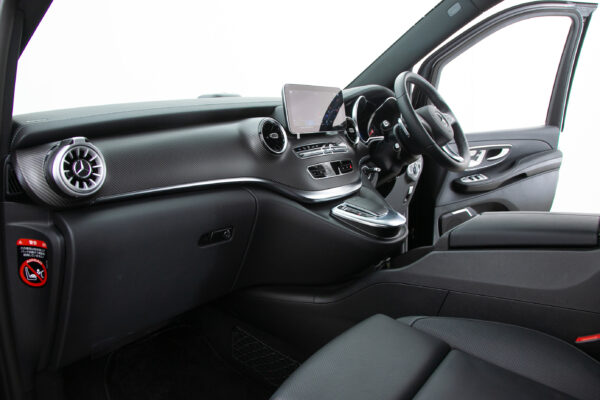 V220d アバンギャルド EXロング ブラックスイート ディーゼル ターボ