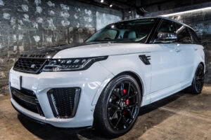レンジローバースポーツ SVRカーボンED(5.0 575PS) 4WD