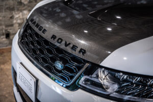 レンジローバースポーツ SVRカーボンED(5.0 575PS) 4WD