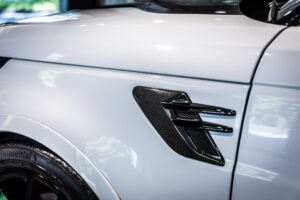 レンジローバースポーツ SVRカーボンED(5.0 575PS) 4WD
