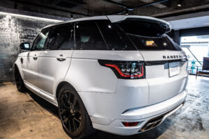 レンジローバースポーツ SVRカーボンED(5.0 575PS) 4WD
