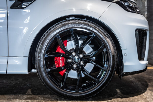 レンジローバースポーツ SVRカーボンED(5.0 575PS) 4WD